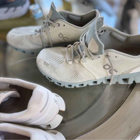 Lot of 2 pairs of OC Women On Cloud 6 and Cloud X4 running shoe , size 10 - Picture 10 of 12